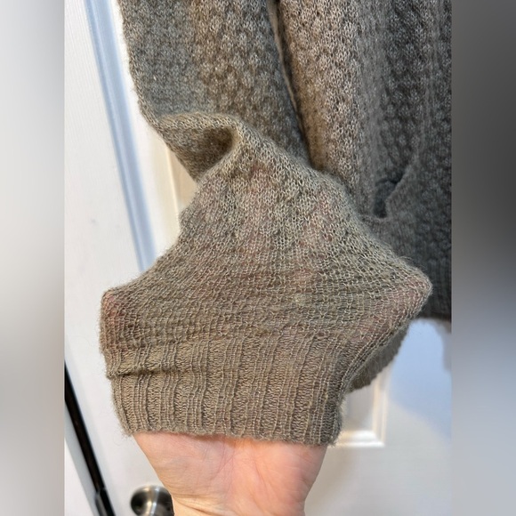 Woolrich Lightweight Cardigan Textured Sweater Double Front Pockets Women Sz M - Picture 6 of 9